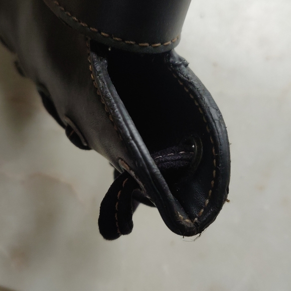 Black Baguette - Picture 11 of 12